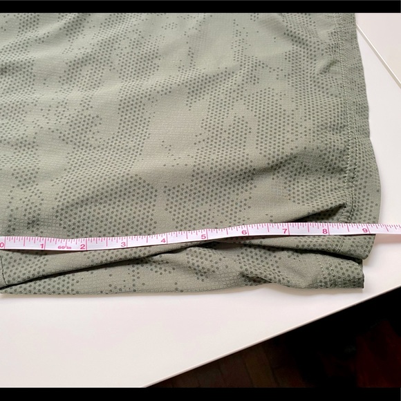 Men’s Under Armour athletic shorts sz.S - Picture 7 of 7